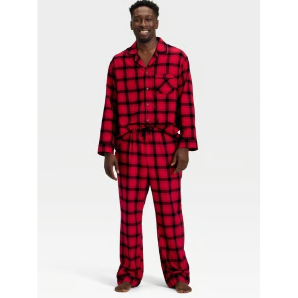Men's Plaid Flannel Matching Family Pajama Set - Wondershop Red size S